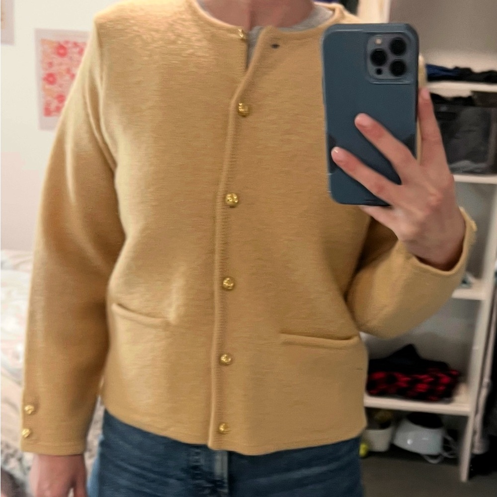 Women’s 100% Wool Karen Scott Gold Button-Up Sweater - Picture 2 of 5